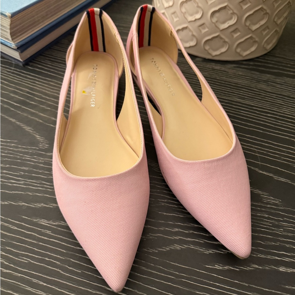 Tommy Hilfiger Pink Flats